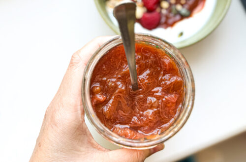Zelfgemaakte rabarbercompote